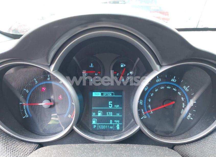 Photo 7 of 2014 Chevrolet Cruze 2LT AUTO (VIN 1G1PE5SB2E7123236)