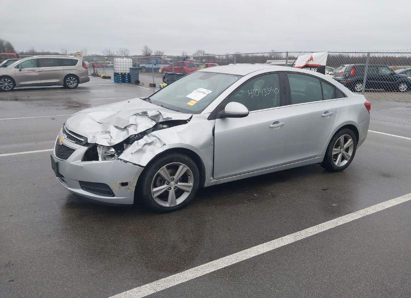 Photo 2 of 2014 Chevrolet Cruze 2LT AUTO (VIN 1G1PE5SB2E7330256)