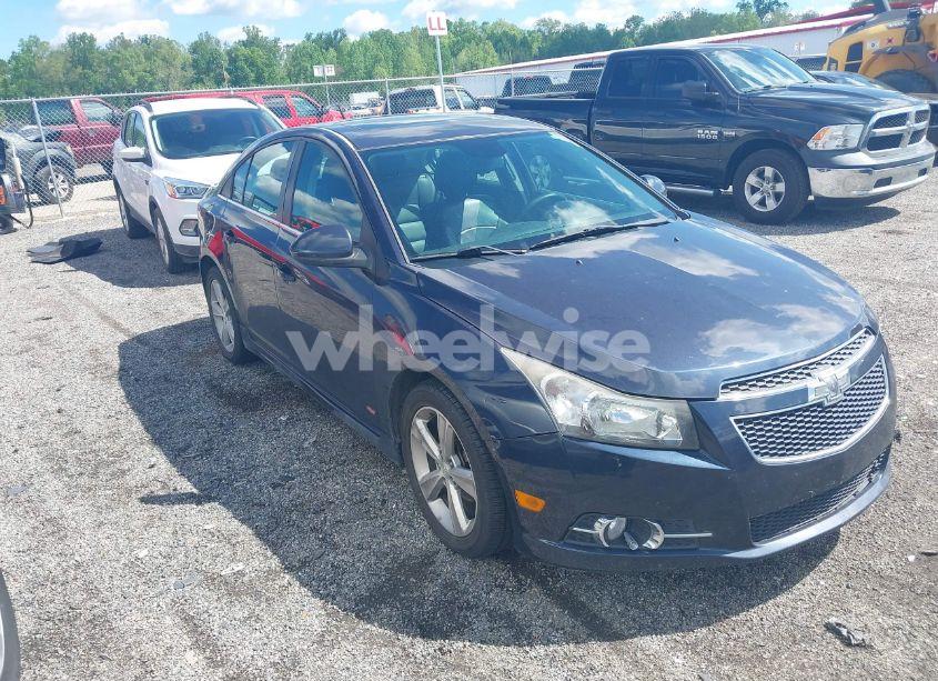 2014 Chevrolet Cruze 2LT AUTO (VIN 1G1PE5SB2E7332363) main photo