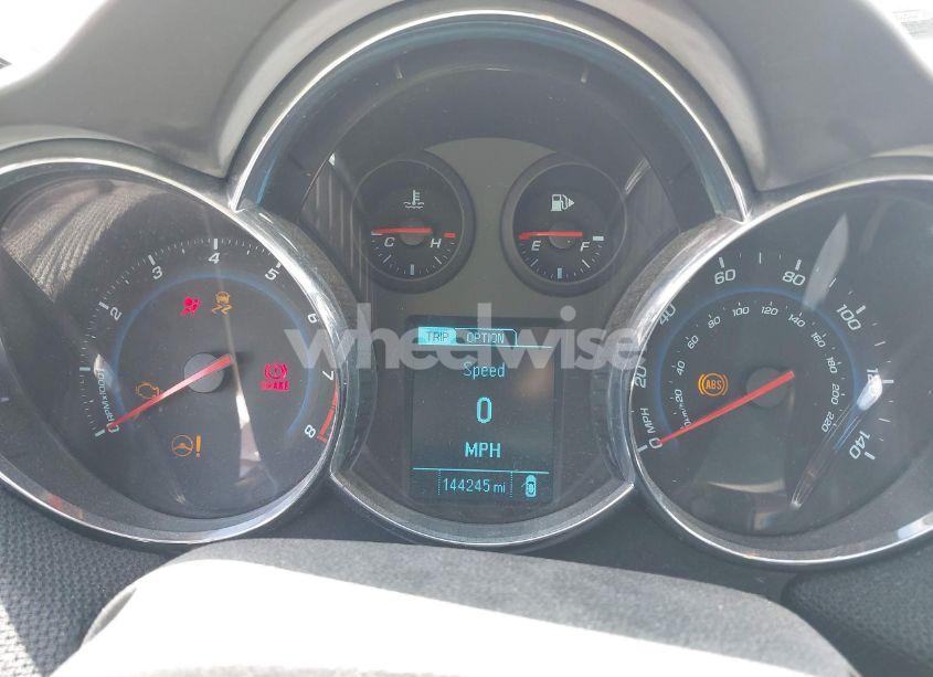 Photo 7 of 2014 Chevrolet Cruze 2LT AUTO (VIN 1G1PE5SB2E7402735)