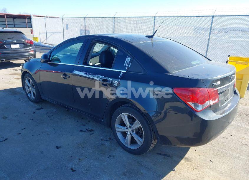 Photo 3 of 2014 Chevrolet Cruze 2LT AUTO (VIN 1G1PE5SB2E7405845)