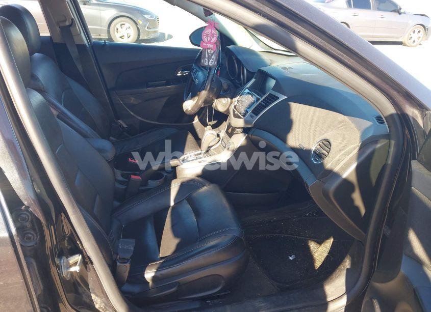 Photo 5 of 2014 Chevrolet Cruze 2LT AUTO (VIN 1G1PE5SB2E7405845)