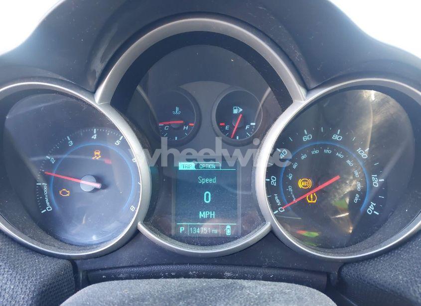 Photo 7 of 2014 Chevrolet Cruze 2LT AUTO (VIN 1G1PE5SB2E7405845)