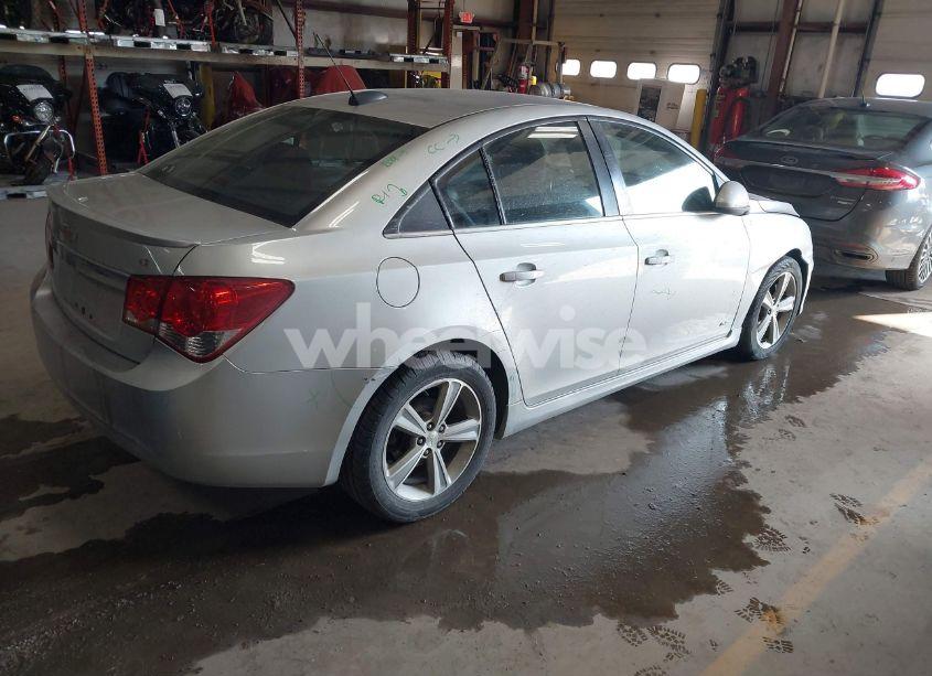 Photo 4 of 2015 Chevrolet Cruze 2LT AUTO (VIN 1G1PE5SB2F7105207)