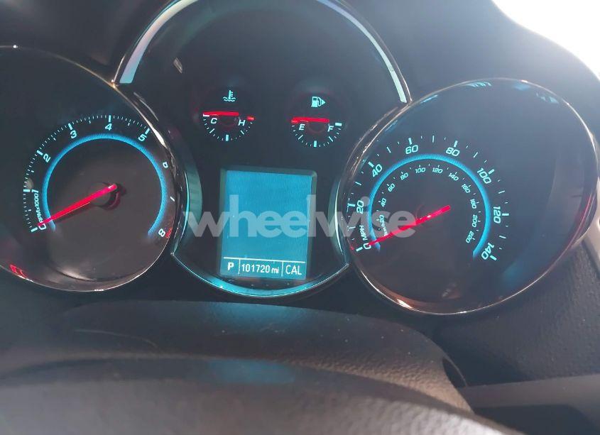 Photo 7 of 2015 Chevrolet Cruze 2LT AUTO (VIN 1G1PE5SB2F7105207)