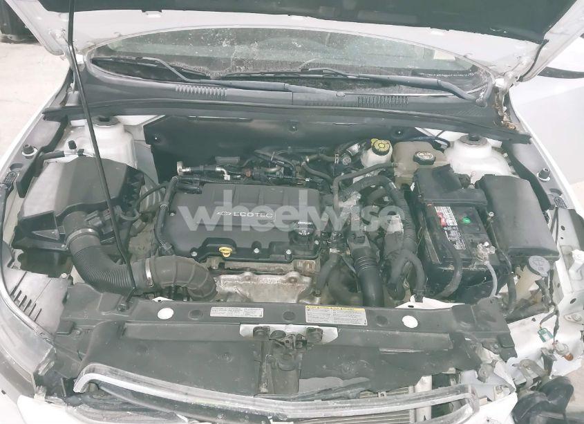 Photo 10 of 2015 Chevrolet Cruze 2LT AUTO (VIN 1G1PE5SB2F7178996)