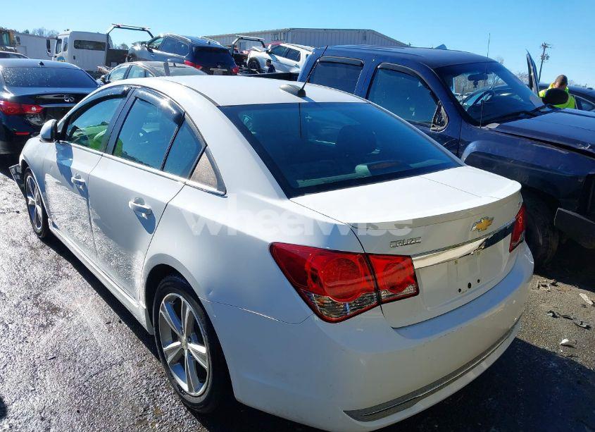Photo 3 of 2015 Chevrolet Cruze 2LT AUTO (VIN 1G1PE5SB2F7190789)