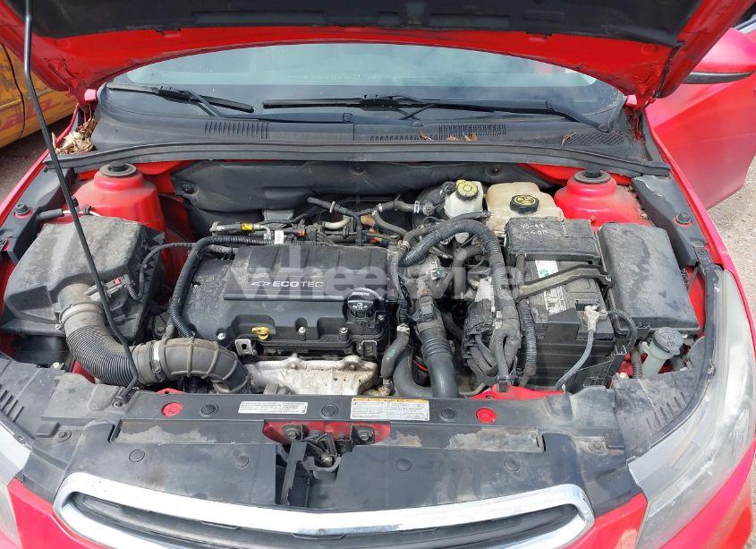 Photo 10 of 2015 Chevrolet Cruze 2LT AUTO (VIN 1G1PE5SB2F7249386)