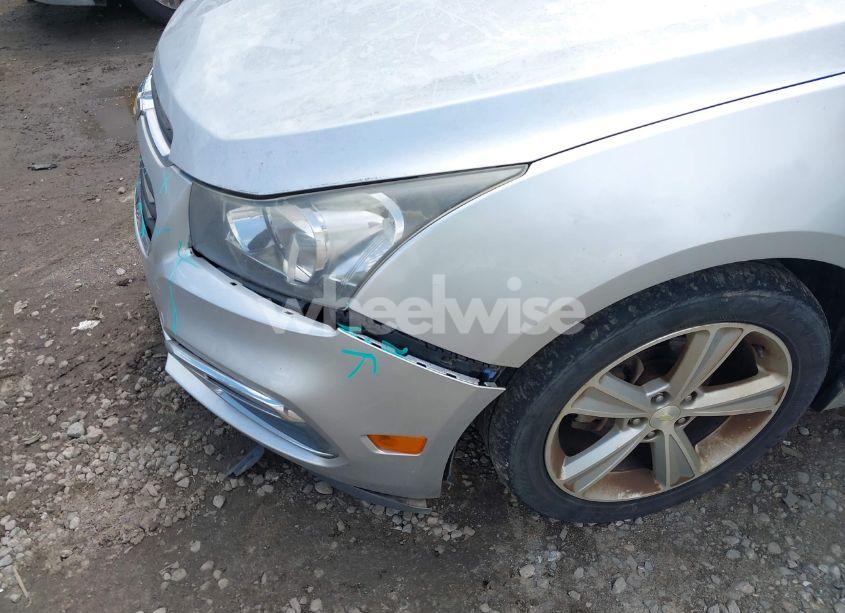 Photo 12 of 2015 Chevrolet Cruze 2LT AUTO (VIN 1G1PE5SB2F7253051)