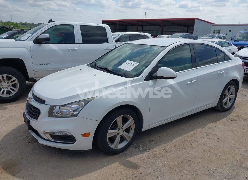 Photo 2 of 2015 Chevrolet Cruze 2LT AUTO (VIN 1G1PE5SB2F7260808)