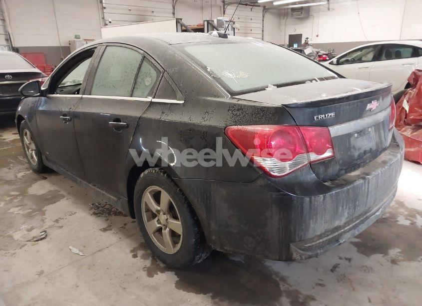 Photo 3 of 2016 Chevrolet Cruze LIMITED 1LT AUTO (VIN 1G1PE5SB2G7113762)