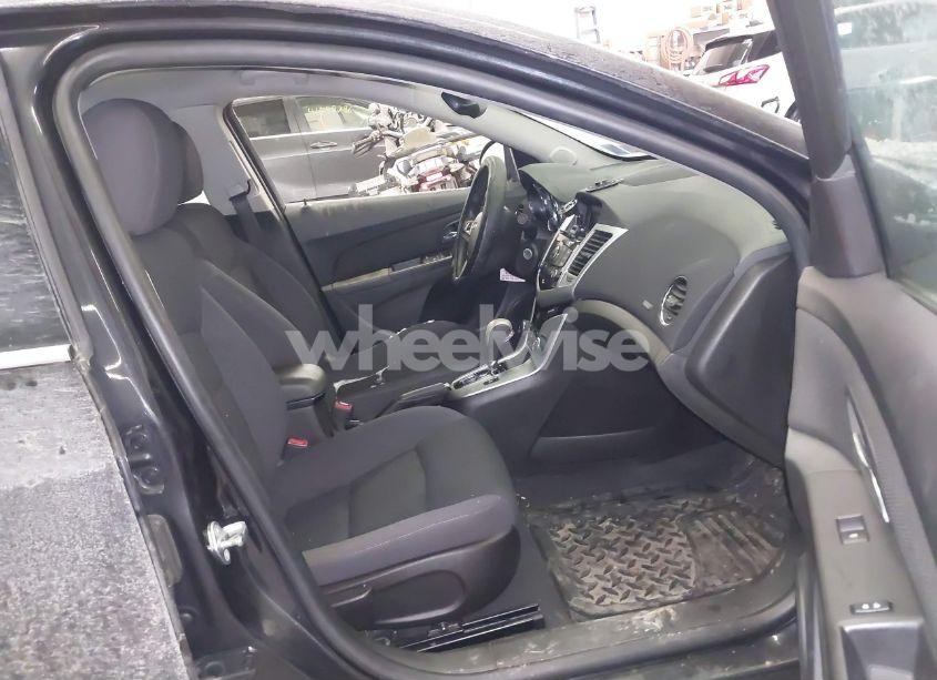 Photo 5 of 2016 Chevrolet Cruze LIMITED 1LT AUTO (VIN 1G1PE5SB2G7113762)
