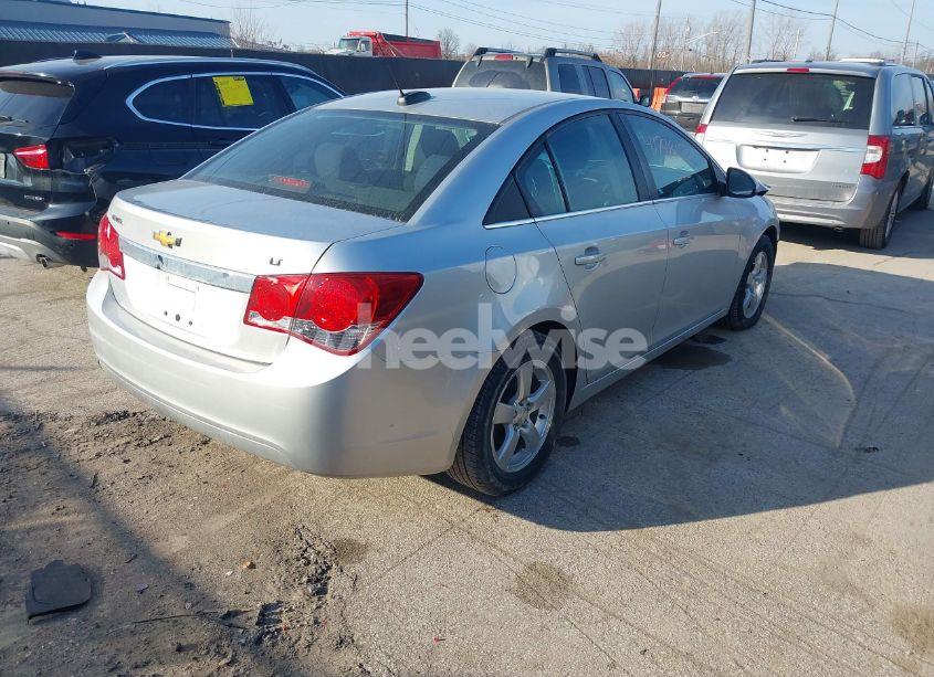 Photo 4 of 2016 Chevrolet Cruze LIMITED 1LT AUTO (VIN 1G1PE5SB2G7153355)