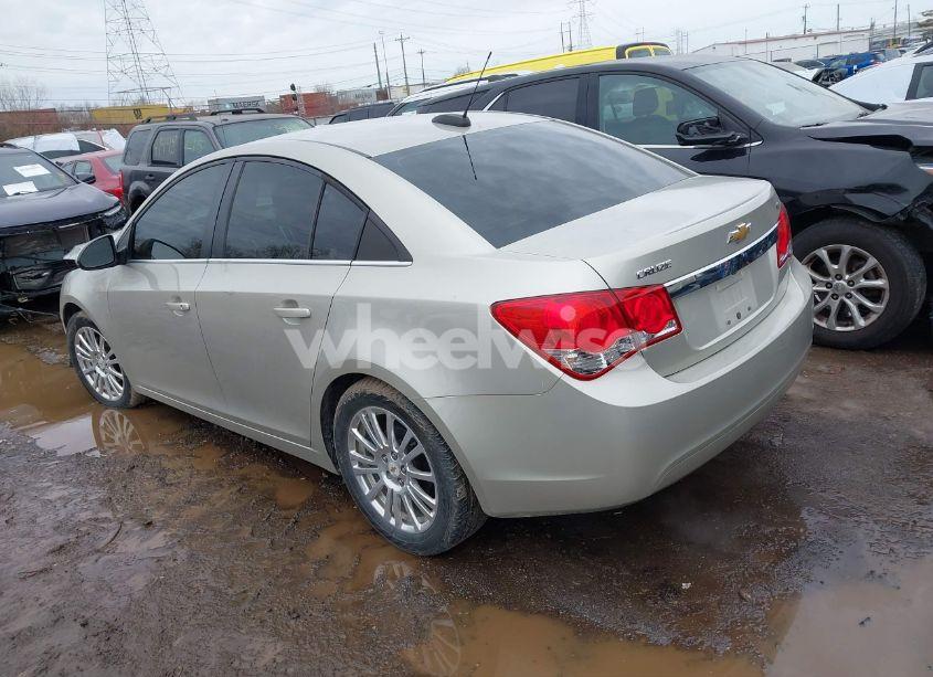 Photo 3 of 2016 Chevrolet Cruze LIMITED 1LT AUTO (VIN 1G1PE5SB2G7158006)