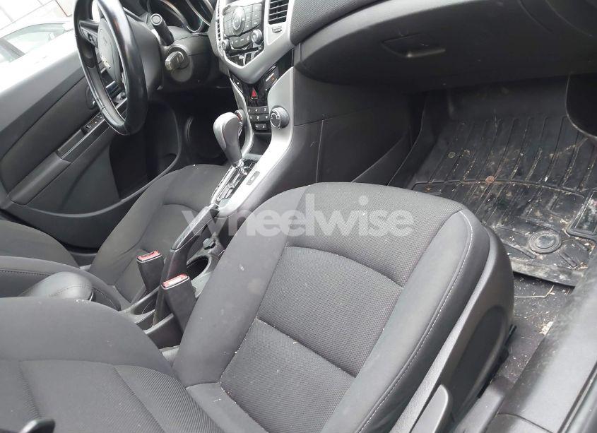 Photo 5 of 2016 Chevrolet Cruze LIMITED 1LT AUTO (VIN 1G1PE5SB2G7158006)