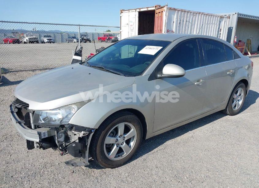 Photo 2 of 2016 Chevrolet Cruze LIMITED 1LT AUTO (VIN 1G1PE5SB2G7171564)