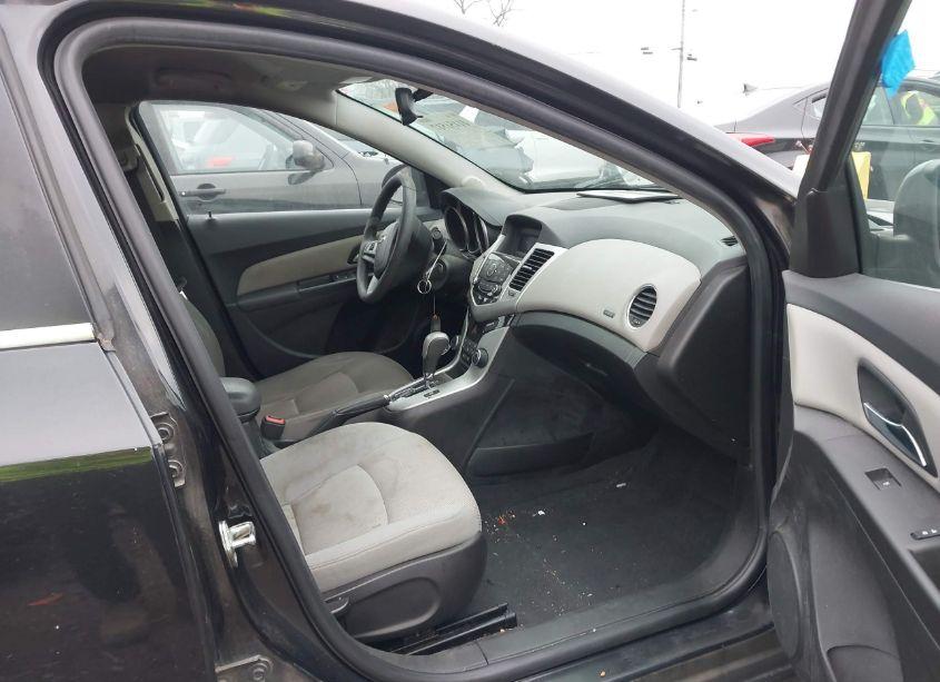 Photo 5 of 2016 Chevrolet Cruze LIMITED 1LT AUTO (VIN 1G1PE5SB2G7173427)