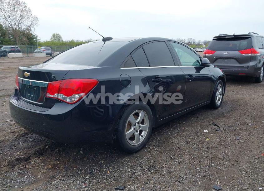 Photo 4 of 2016 Chevrolet Cruze LIMITED 1LT AUTO (VIN 1G1PE5SB2G7198568)