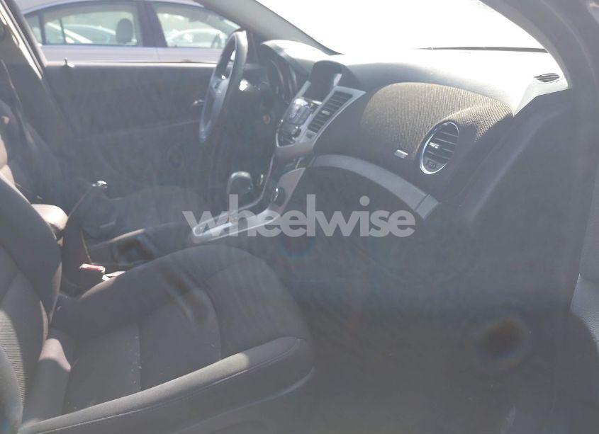 Photo 5 of 2016 Chevrolet Cruze LIMITED 1LT AUTO (VIN 1G1PE5SB2G7203736)