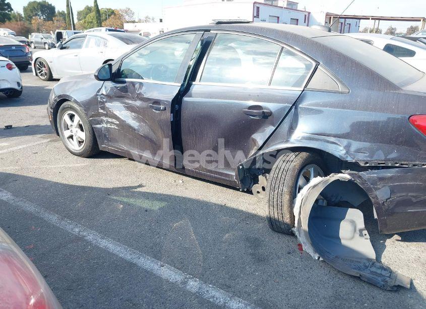 Photo 6 of 2016 Chevrolet Cruze LIMITED 1LT AUTO (VIN 1G1PE5SB2G7203736)