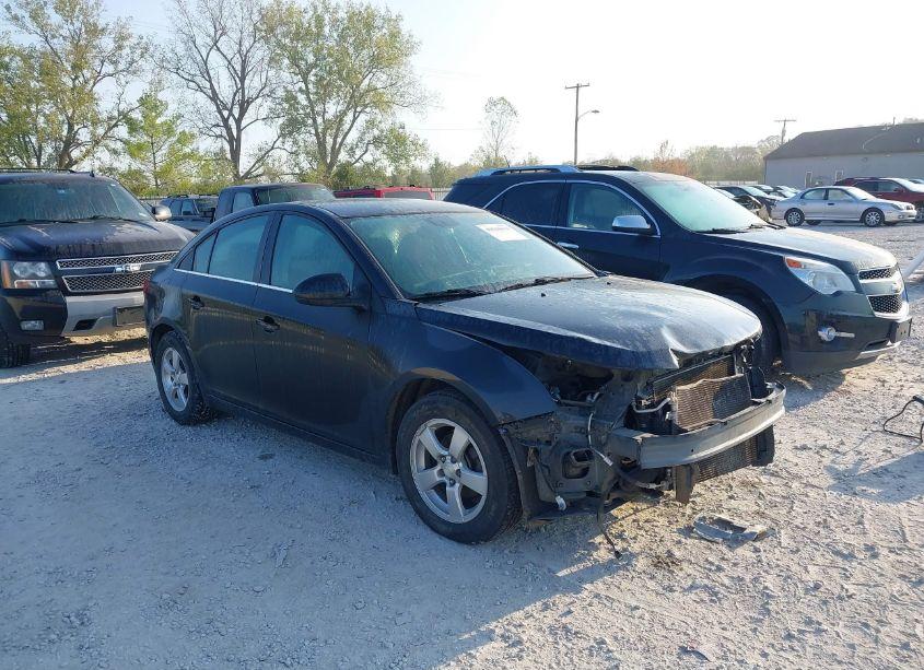 2016 Chevrolet Cruze LIMITED 1LT AUTO (VIN 1G1PE5SB2G7225798) main photo