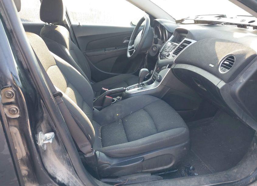 Photo 5 of 2016 Chevrolet Cruze LIMITED 1LT AUTO (VIN 1G1PE5SB2G7225798)