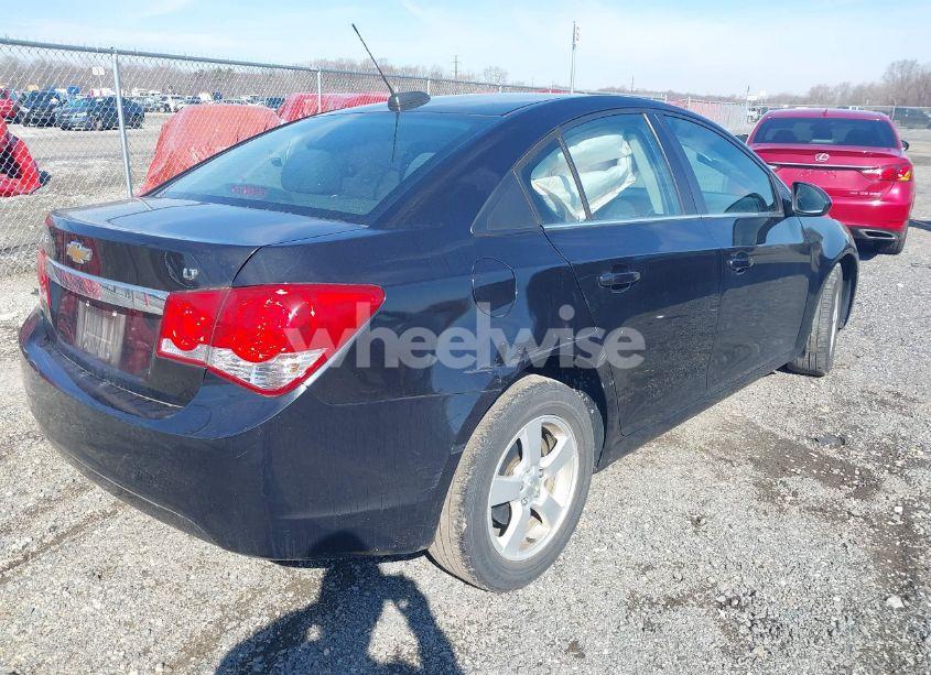 Photo 4 of 2016 Chevrolet Cruze LIMITED 1LT AUTO (VIN 1G1PE5SB2G7225817)