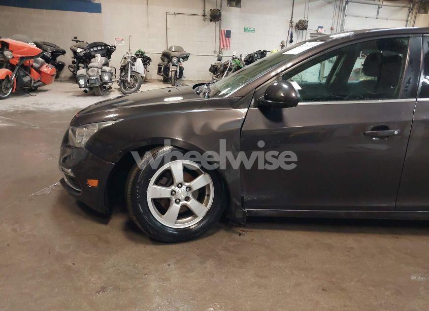 Photo 6 of 2016 Chevrolet Cruze LIMITED 1LT AUTO (VIN 1G1PE5SB2G7229074)