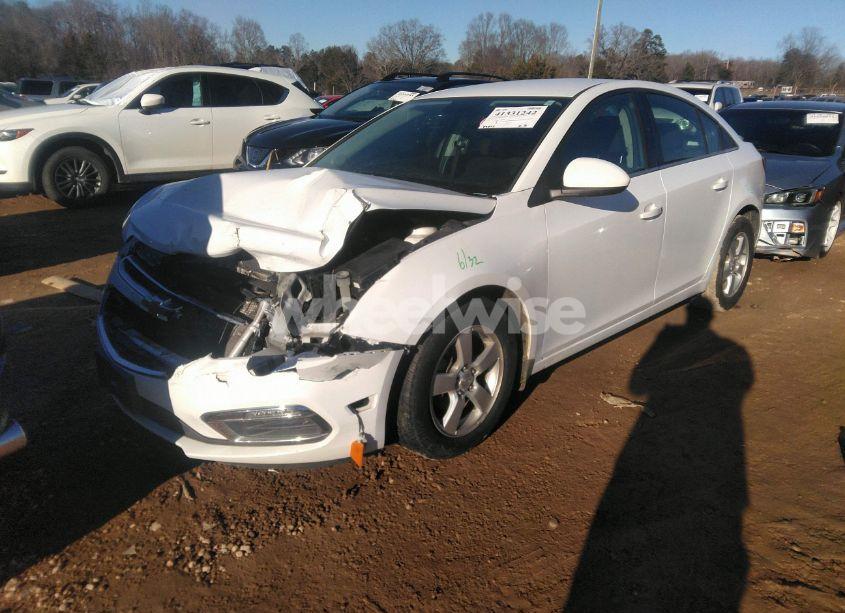 Photo 2 of 2016 Chevrolet Cruze LIMITED 1LT AUTO (VIN 1G1PE5SB2G7229513)