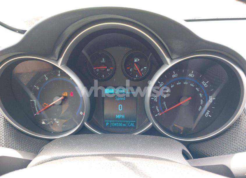 Photo 7 of 2013 Chevrolet Cruze 2LT AUTO (VIN 1G1PE5SB3D7148144)