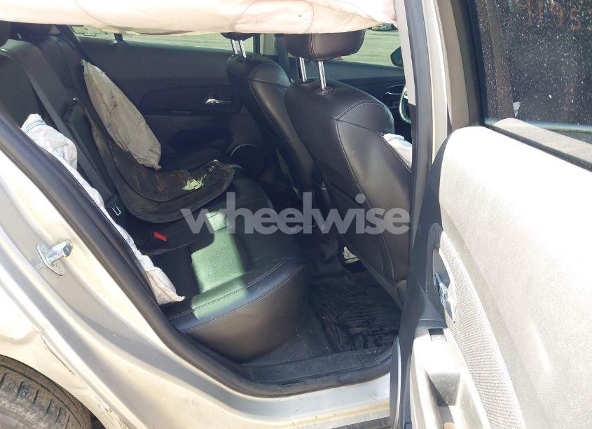 Photo 8 of 2013 Chevrolet Cruze 2LT AUTO (VIN 1G1PE5SB3D7196680)