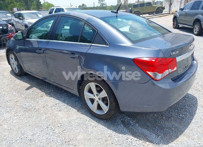Photo 3 of 2013 Chevrolet Cruze 2LT AUTO (VIN 1G1PE5SB3D7305879)