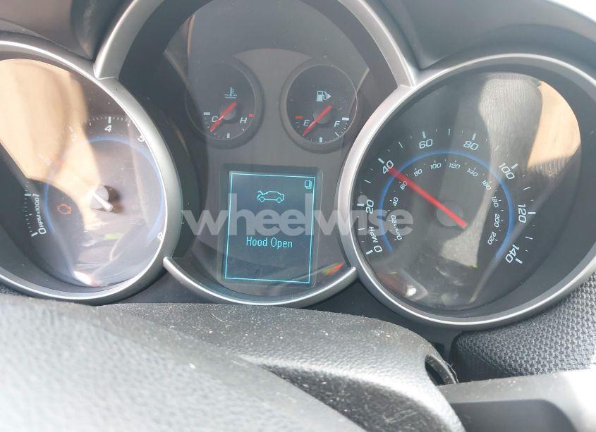 Photo 7 of 2013 Chevrolet Cruze 2LT AUTO (VIN 1G1PE5SB3D7305879)