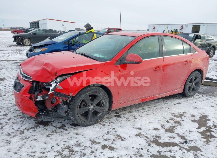 Photo 2 of 2014 Chevrolet Cruze 2LT AUTO (VIN 1G1PE5SB3E7165365)