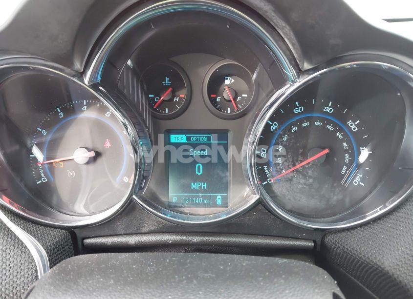 Photo 7 of 2014 Chevrolet Cruze 2LT AUTO (VIN 1G1PE5SB3E7165365)