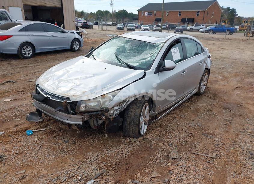 Photo 2 of 2014 Chevrolet Cruze 2LT AUTO (VIN 1G1PE5SB3E7200857)