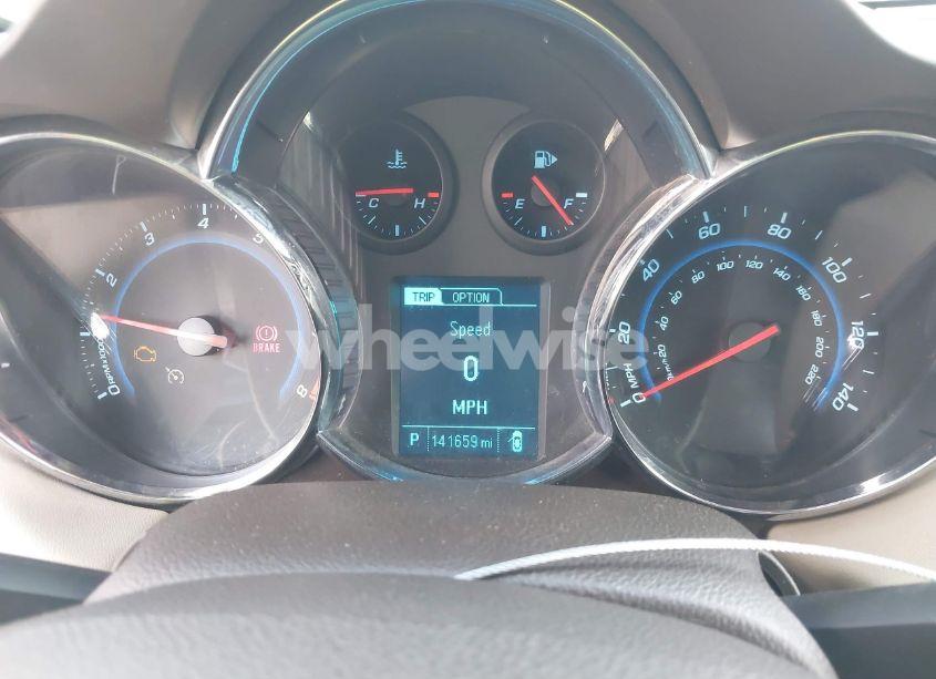 Photo 7 of 2014 Chevrolet Cruze 2LT AUTO (VIN 1G1PE5SB3E7255292)