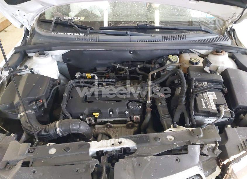 Photo 10 of 2014 Chevrolet Cruze 2LT AUTO (VIN 1G1PE5SB3E7296330)