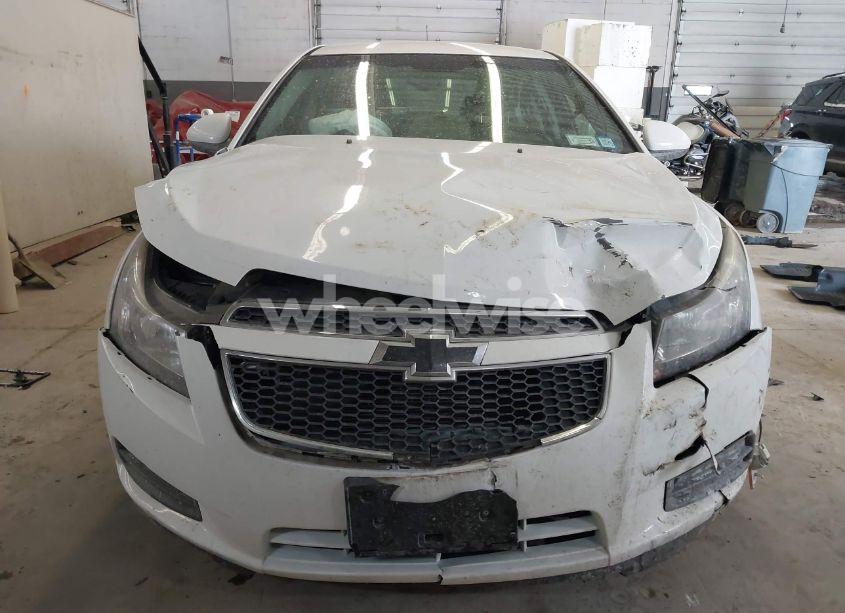 Photo 12 of 2014 Chevrolet Cruze 2LT AUTO (VIN 1G1PE5SB3E7296330)