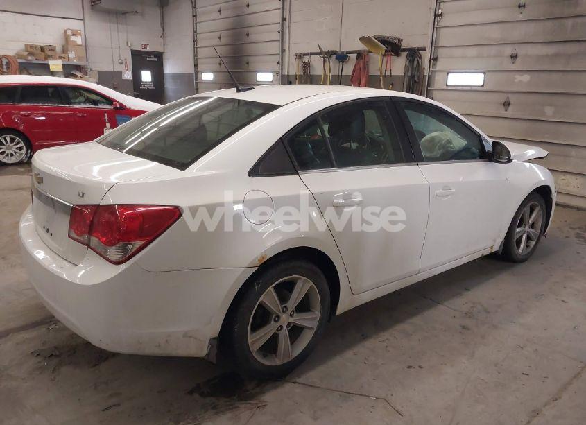Photo 4 of 2014 Chevrolet Cruze 2LT AUTO (VIN 1G1PE5SB3E7296330)