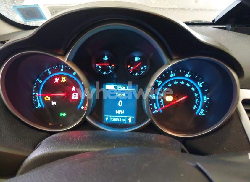 Photo 7 of 2014 Chevrolet Cruze 2LT AUTO (VIN 1G1PE5SB3E7296330)