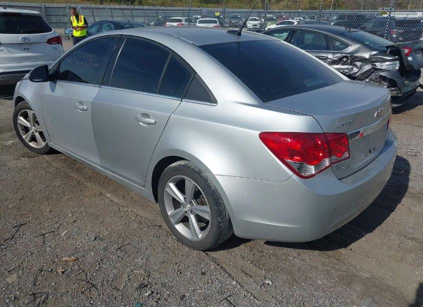 Photo 3 of 2014 Chevrolet Cruze 2LT AUTO (VIN 1G1PE5SB3E7306032)