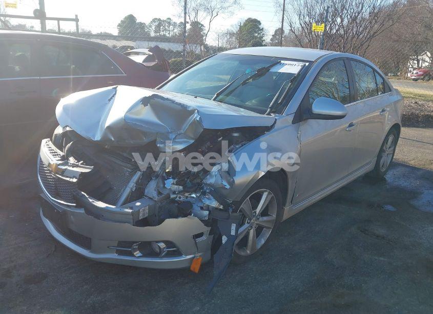 Photo 2 of 2014 Chevrolet Cruze 2LT AUTO (VIN 1G1PE5SB3E7362505)