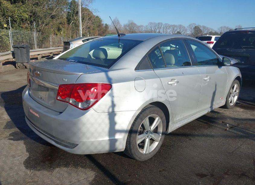 Photo 4 of 2014 Chevrolet Cruze 2LT AUTO (VIN 1G1PE5SB3E7362505)