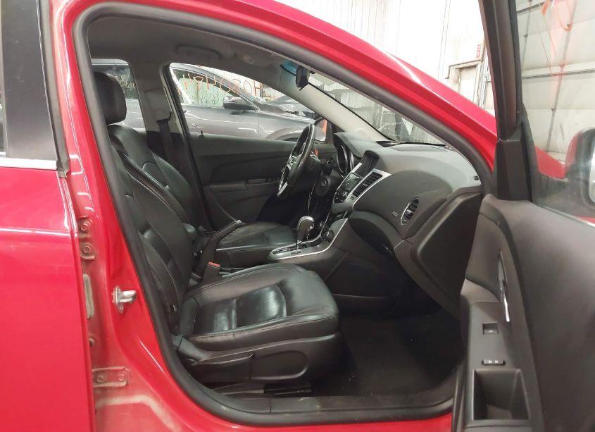 Photo 5 of 2015 Chevrolet Cruze 2LT AUTO (VIN 1G1PE5SB3F7132268)