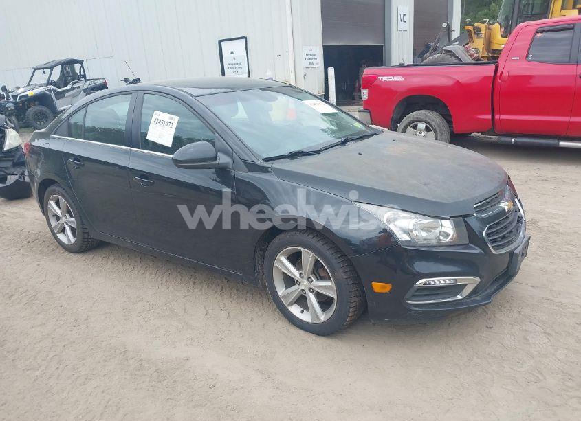 2015 Chevrolet Cruze 2LT AUTO (VIN 1G1PE5SB3F7133405) main photo
