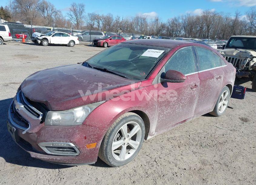 Photo 2 of 2015 Chevrolet Cruze 2LT AUTO (VIN 1G1PE5SB3F7173967)