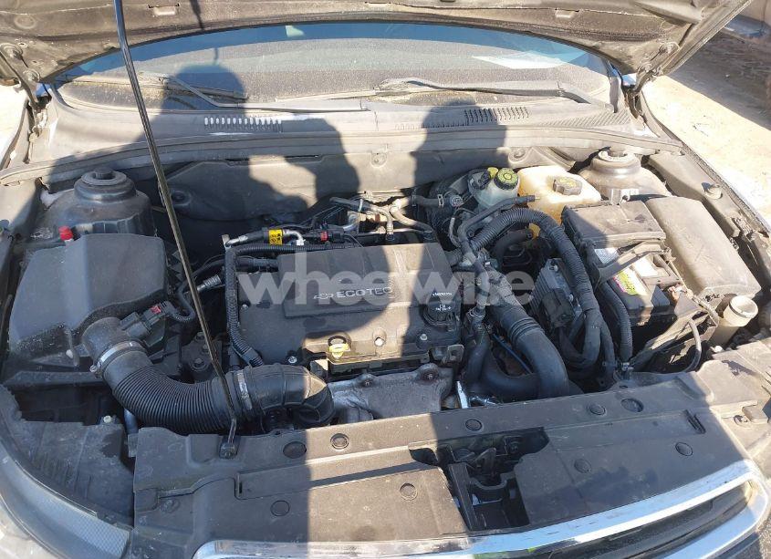 Photo 10 of 2015 Chevrolet Cruze 2LT AUTO (VIN 1G1PE5SB3F7241801)