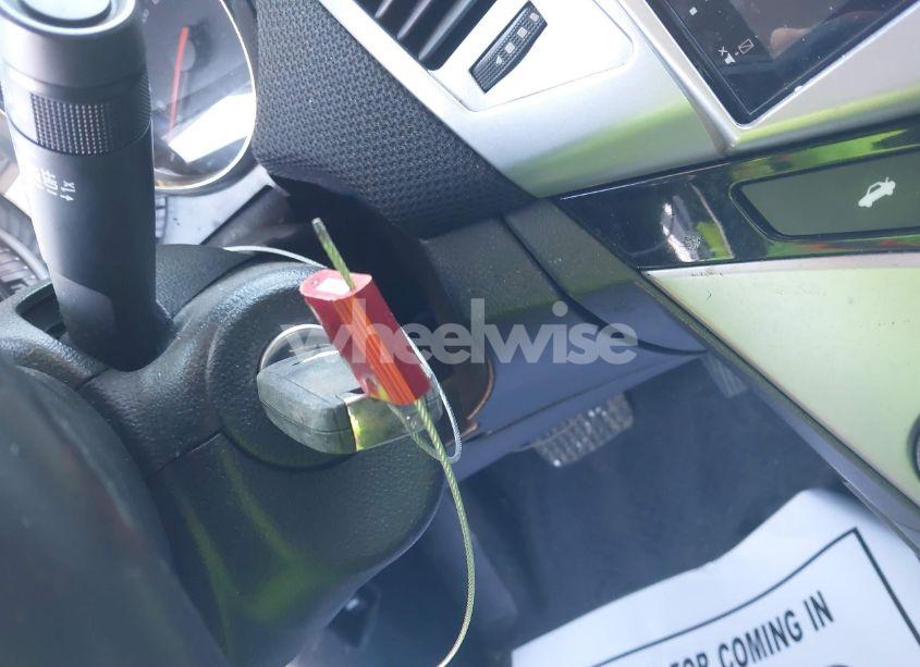 Photo 11 of 2015 Chevrolet Cruze 2LT AUTO (VIN 1G1PE5SB3F7241801)