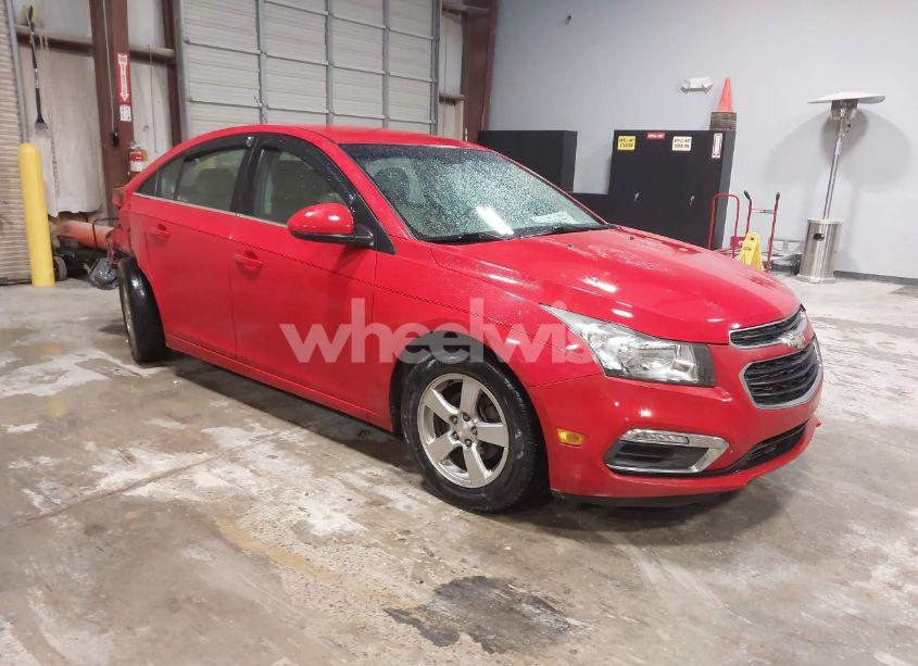 2015 Chevrolet Cruze 2LT AUTO (VIN 1G1PE5SB3F7242723) main photo